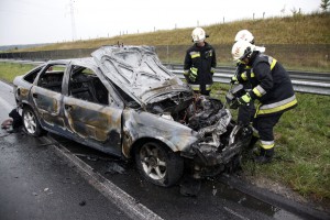 Kiégett egy személyautó az M7-es autópályán Nagykanizsán