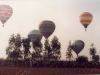 0023-felol-ballonok-alul-a-kozonseg